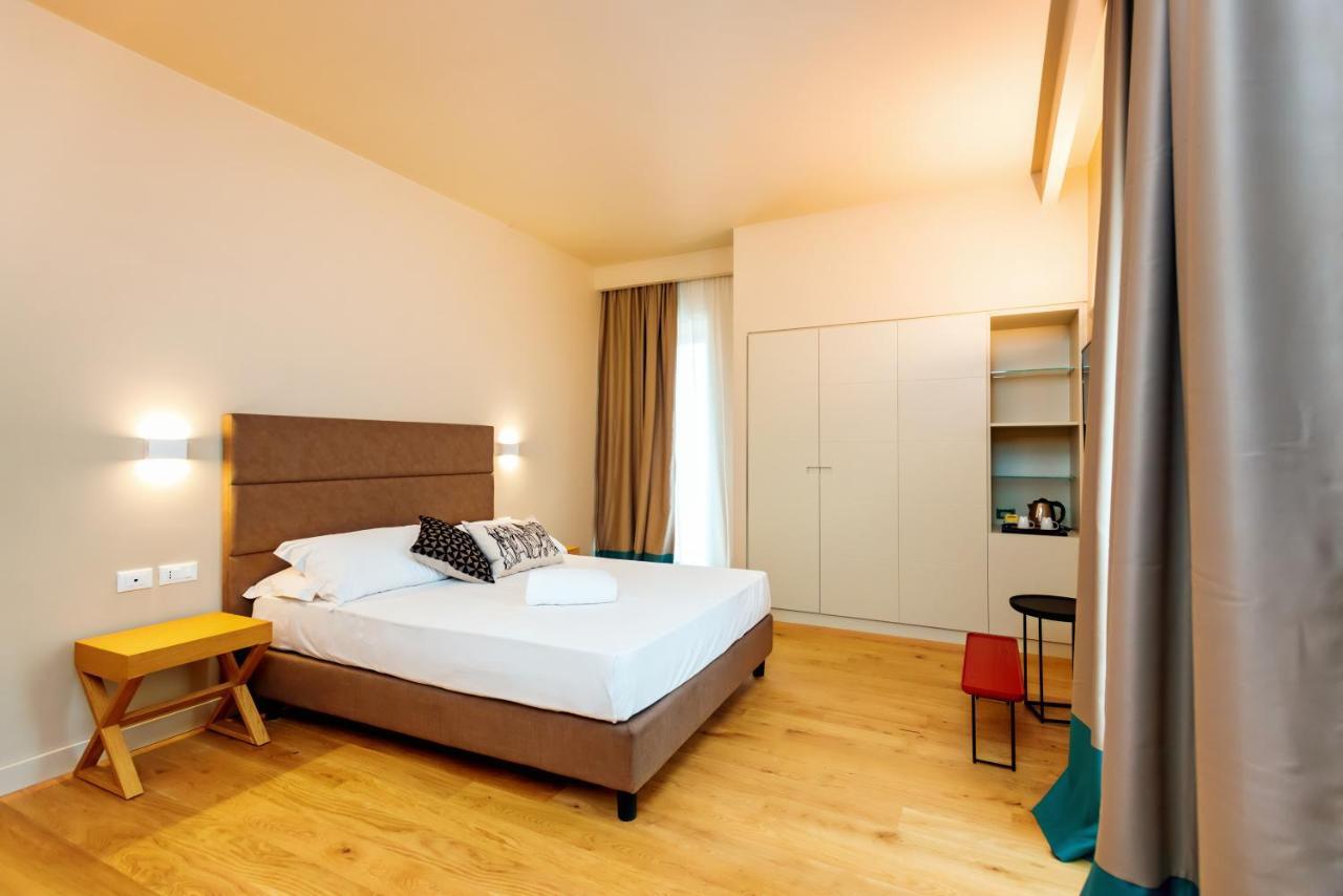Hotel Politeama Palermo Dış mekan fotoğraf